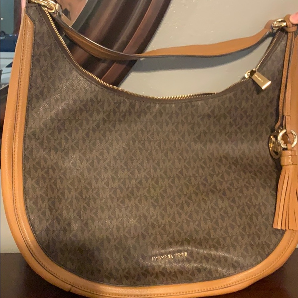 Michale Kors Bag